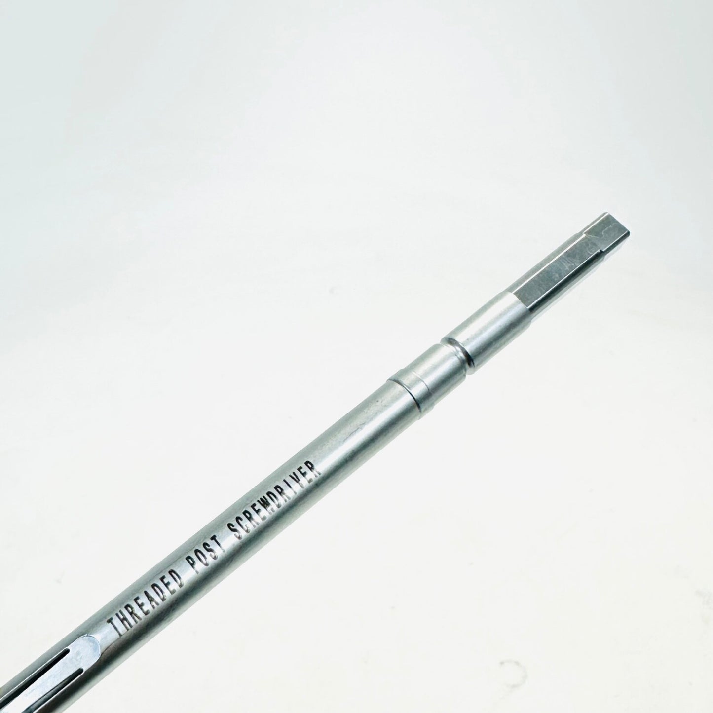 Medtronic 2343326M Threaded Post Screwdriver Instrument