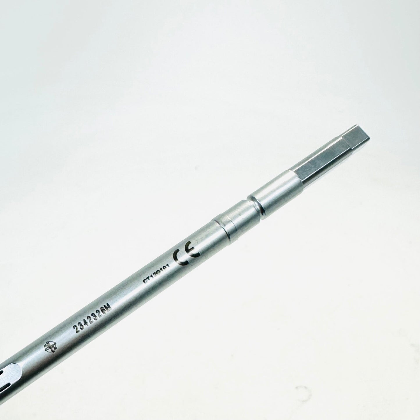 Medtronic 2343326M Threaded Post Screwdriver Instrument