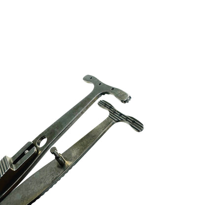 AMBLER 7202E Mueller/Putterman-type muscle forceps and clamp 3 3/4"