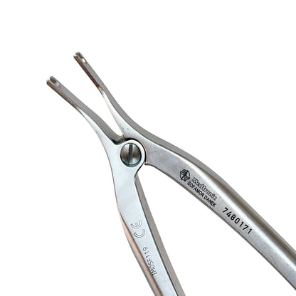 Medtronic REF 7480171 Distractor Pliers Instrument